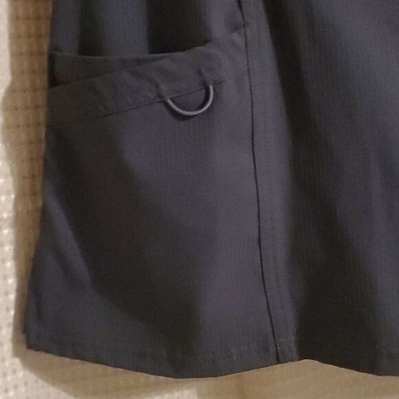 ELLE SHORT SLEEVE  GREY UNIFIRM SCRUB S - Picture 5 of 7